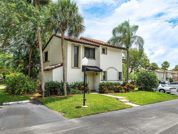7200 NW 2nd Avenue 66, Boca Raton FL 33487