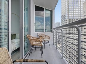 325 S Biscayne Boulevard 4022, Miami FL 33131