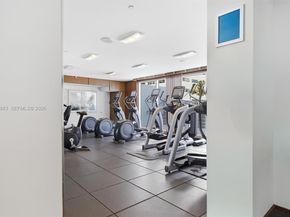 325 S Biscayne Boulevard 4022, Miami FL 33131
