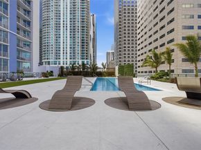 325 S Biscayne Boulevard 4022, Miami FL 33131