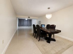 3516 Whitehall Drive 105, West Palm Beach FL 33401