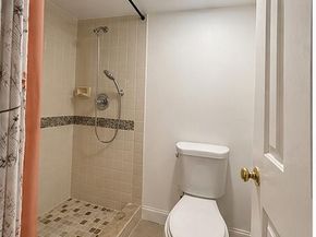 3516 Whitehall Drive 105, West Palm Beach FL 33401