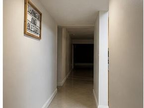 3516 Whitehall Drive 105, West Palm Beach FL 33401