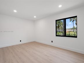 1543 SW 1st Avenue, Boca Raton FL 33432