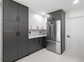 1543 SW 1st Avenue, Boca Raton FL 33432