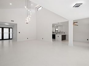 1543 SW 1st Avenue, Boca Raton FL 33432