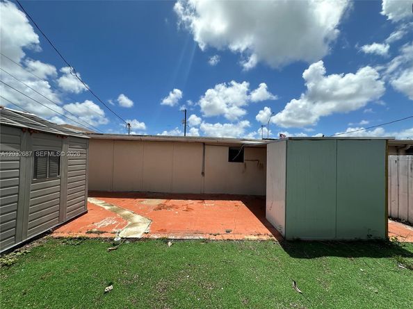 4596 E 8th Court, Hialeah FL 33013