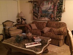 748 Tulip Circle, Weston FL 33327