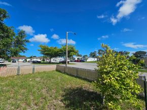 773 E Ilene Rd Road E, West Palm Beach FL 33415