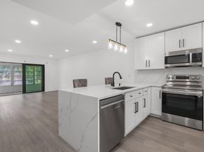 5 Abbey Lane 207, Delray Beach FL 33446