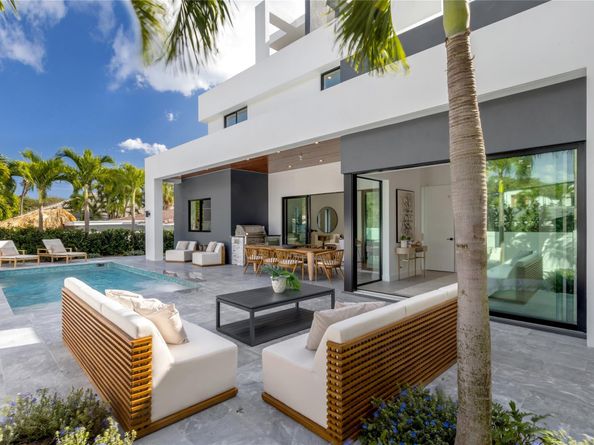 3205 Leigh Road, Pompano Beach FL 33062