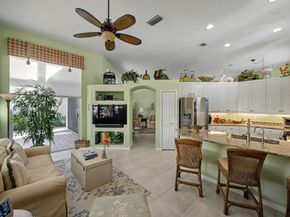 207 Sunset Bay Court, Palm Beach Gardens FL 33418