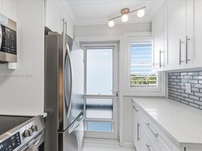 3201 NE 8th Street 405, Pompano Beach FL 33062