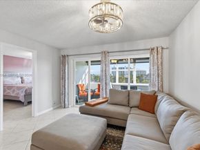 3201 NE 8th Street 405, Pompano Beach FL 33062