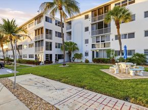 3201 NE 8th Street 405, Pompano Beach FL 33062