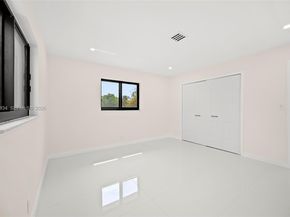 21 SE 7th Street, Pompano Beach FL 33060