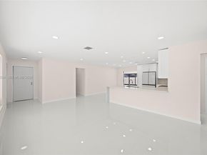 21 SE 7th Street, Pompano Beach FL 33060