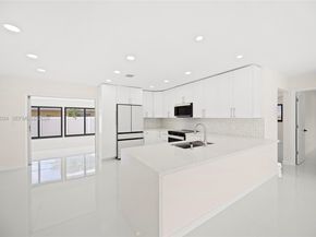 21 SE 7th Street, Pompano Beach FL 33060