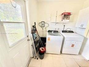1311 N 69th Avenue, Hollywood FL 33024