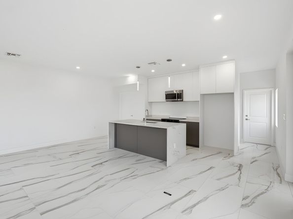 1548 NW 1st Avenue, Pompano Beach FL 33060
