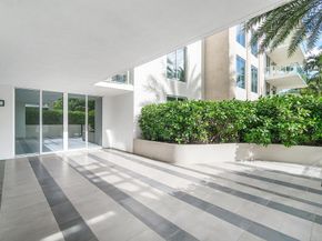 200 SE Mizner Boulevard 209, Boca Raton FL 33432