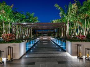 200 SE Mizner Boulevard 209, Boca Raton FL 33432