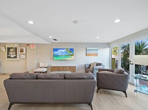 140 NE 28th Avenue 406, Pompano Beach FL 33062