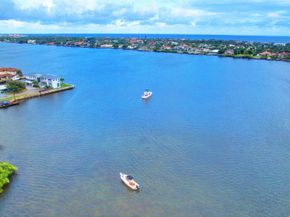 500 Scotia Drive 305, Hypoluxo FL 33462