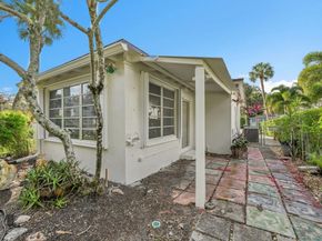 1436 SW 16th Ter, Fort Lauderdale FL 33312