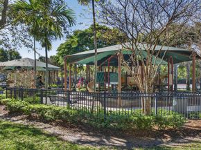 808 Cypress Blvd 203, Pompano Beach FL 33069