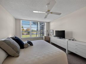 808 Cypress Blvd 203, Pompano Beach FL 33069