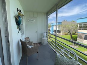 568 Burgundy L, Delray Beach FL 33484