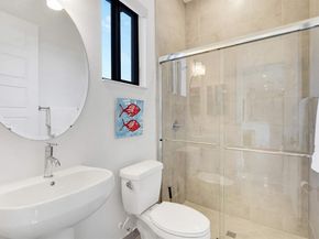 10595 S Lago Vista Cir, Parkland FL 33076