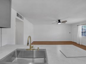 5203 NE 24th Terrace B207, Fort Lauderdale FL 33308