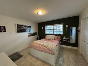 450 Paradise Isle Boulevard 102, Hallandale Beach FL 33009