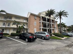 450 Paradise Isle Boulevard 102, Hallandale Beach FL 33009