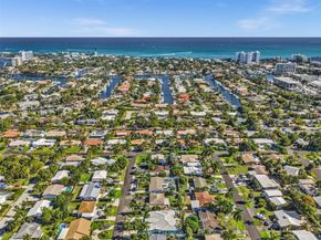 2051 NE 25th Avenue, Pompano Beach FL 33062