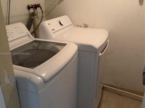 8024 NW 27th Court, Sunrise FL 33322