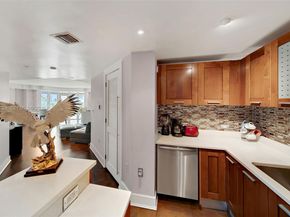 448 Ocean Drive 302, Miami Beach FL 33139
