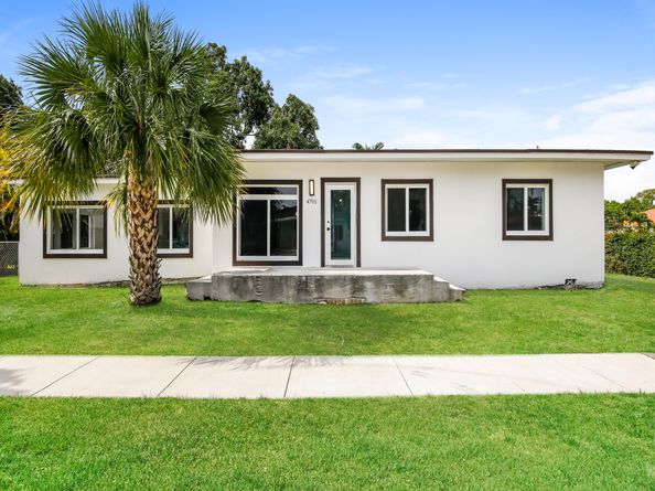 4701 SW 7th Street, Miami FL 33134