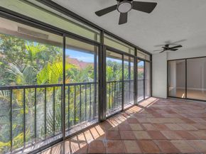 25 Lexington Lane W F, Palm Beach Gardens FL 33418