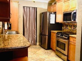 2611 NW 27th Street, Oakland Park FL 33311