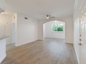 9873 Baywinds Drive 5107, West Palm Beach FL 33411