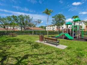 9873 Baywinds Drive 5107, West Palm Beach FL 33411