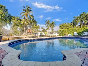 1107 SE 13th Court, Deerfield Beach FL 33441
