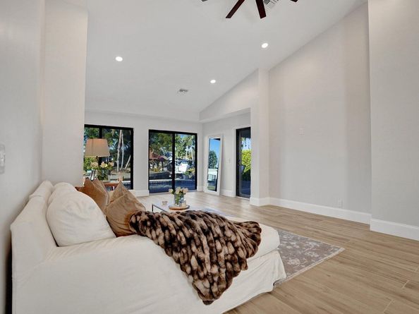1107 SE 13th Court, Deerfield Beach FL 33441