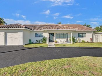 1107 SE 13th Court