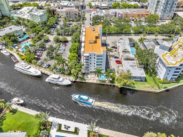800 SE 4 St 405, Fort Lauderdale FL 33301