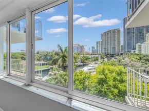 800 SE 4 St 405, Fort Lauderdale FL 33301