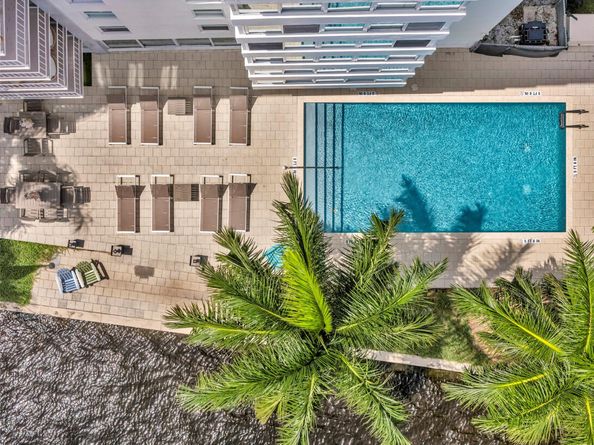 800 SE 4 St 405, Fort Lauderdale FL 33301